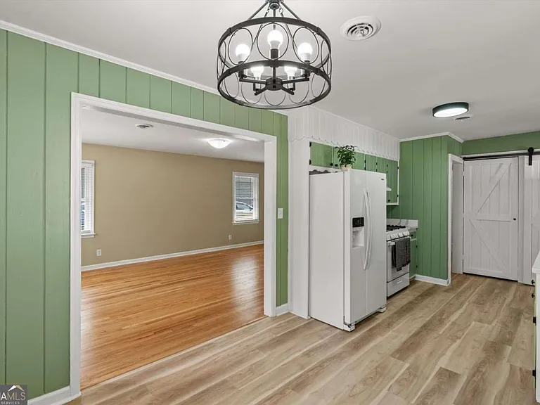 628 S Evelyn Pl NW — Photo 6
