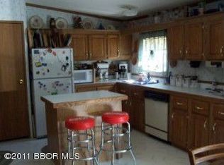 33476 320th St, Roseau, MN 56751