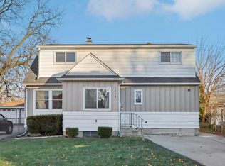 1218 S 98th St, West Allis, WI 53214
