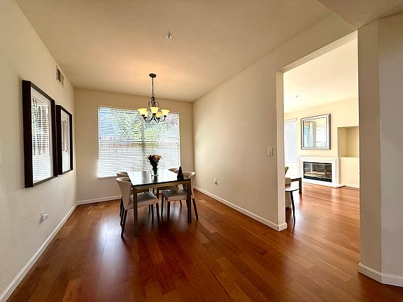 5th image of 1567 Oak Point Ter