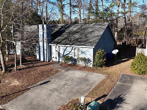 2nd image of 1935 White Hollow Drive