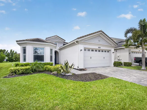 16293 Melogold Dr, Loxahatchee, FL 33470