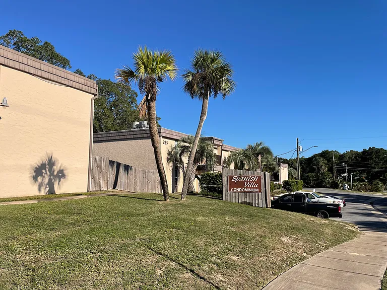 408 Marshall Ct NW #2 — Photo 38