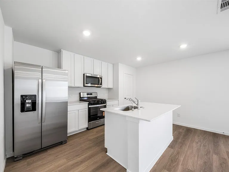 3013 Alder Flower Dr — Photo 6