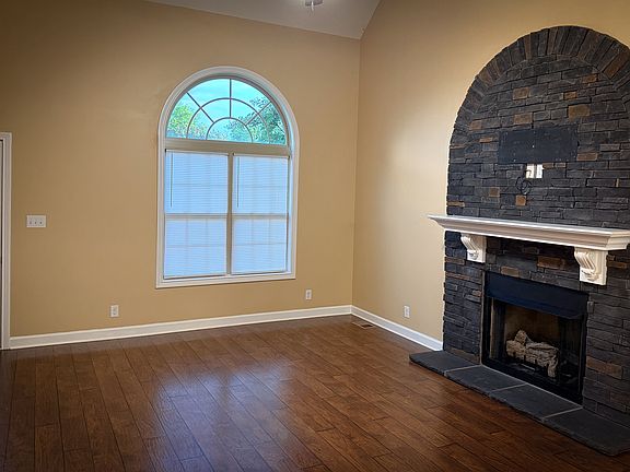 5th image of 1257 Eagles View Dr