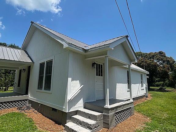 side porch