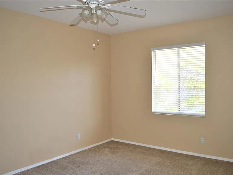 937 Feather Peak Dr — Photo 11