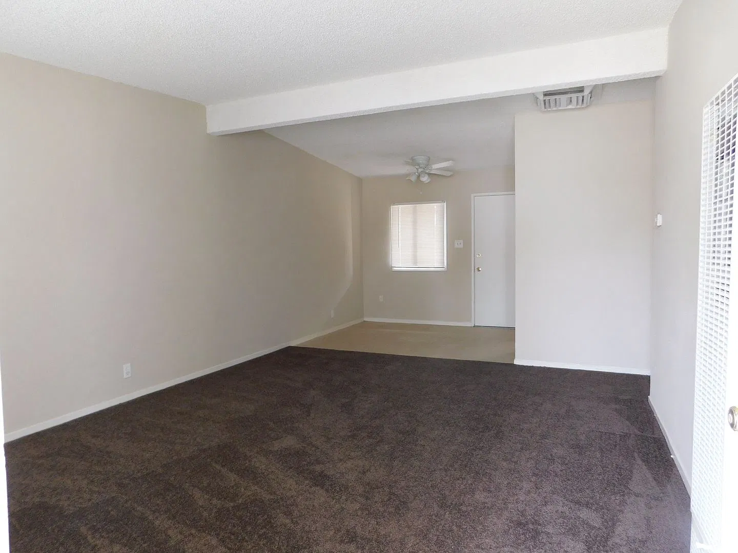 444 Oasis Dr. — Photo 2