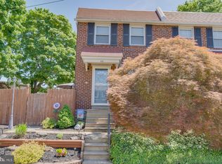 565 Pedley Rd, Philadelphia, PA 19128