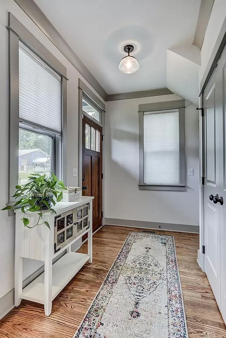 2150A Oakland St — Photo 4