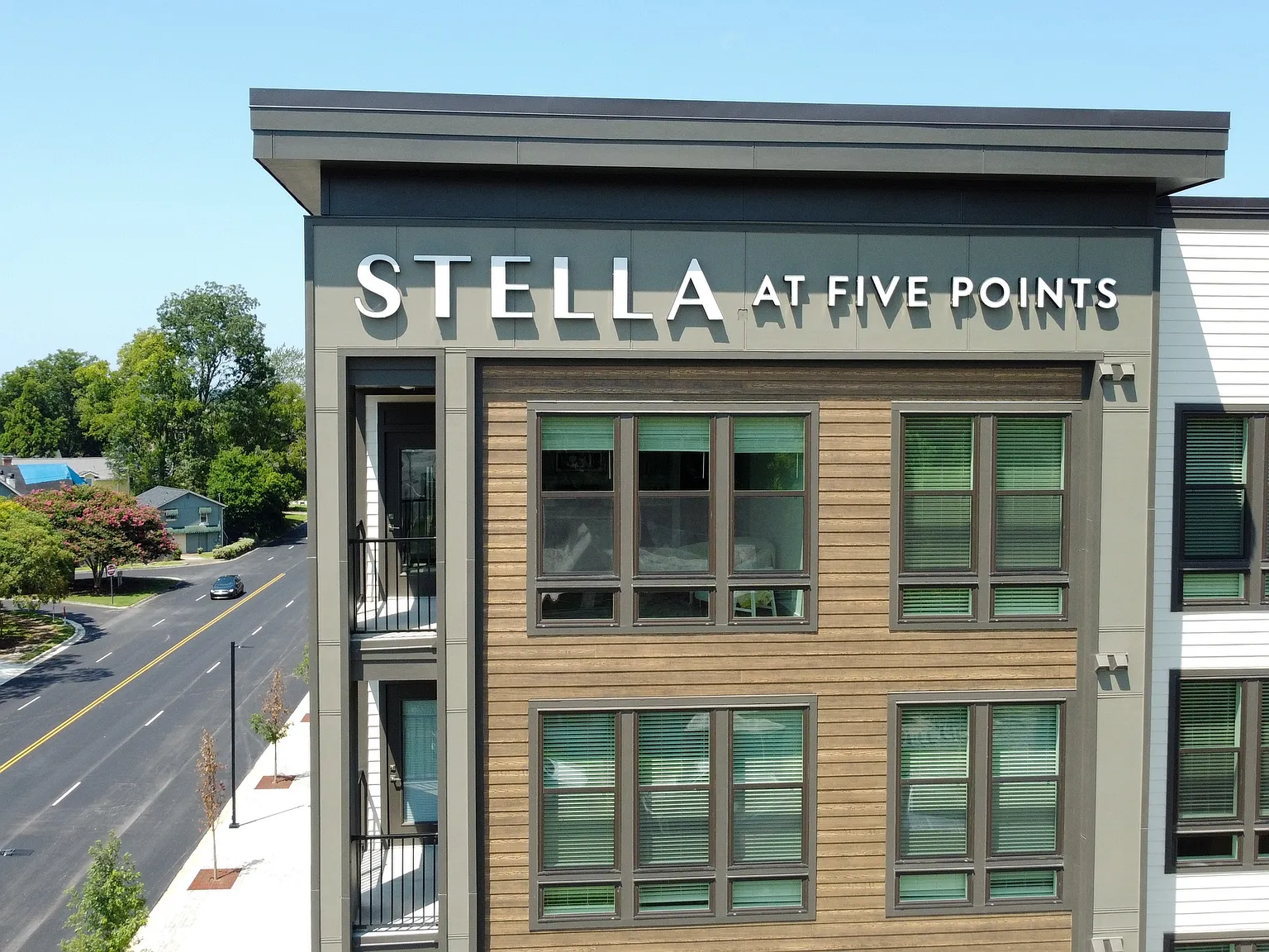 Stella at Five Points — Photo 2