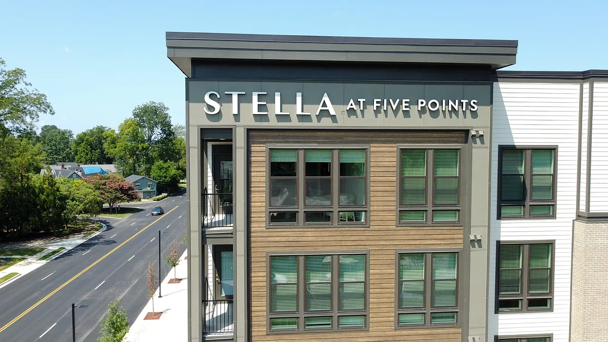 Building Photo - Stella at Five Points