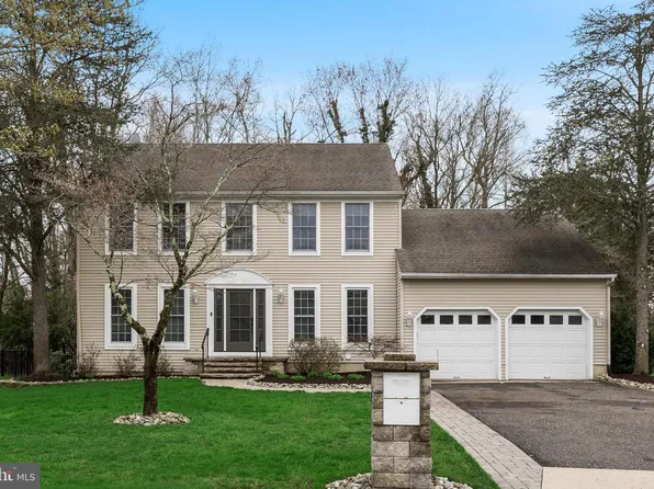 4 Mill Run Ct, Medford, NJ 08055