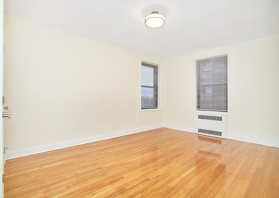 1st image of 2147 E 17th St APT 5J