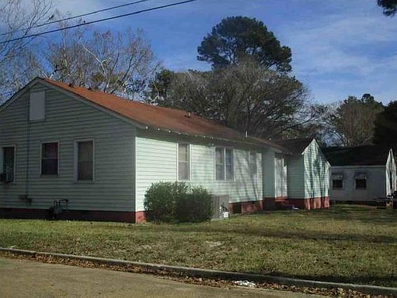 2nd image of 343 Stillwood Dr