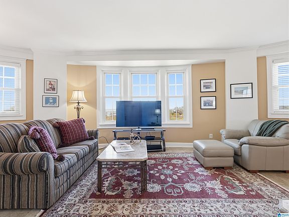 5th image of 1100 27th St S Unit 805-A