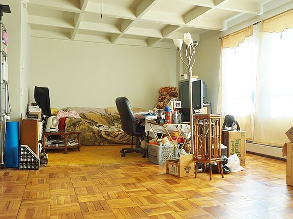 3rd image of 144-67 Charter Road #13B