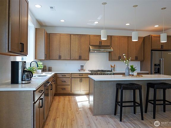 5th image of 10675 SE 170th Place