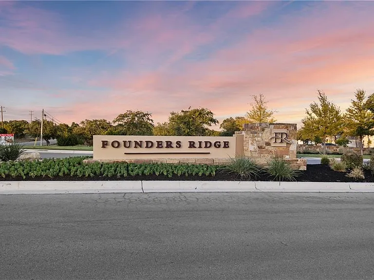 779 Founders Rdg — Photo 26