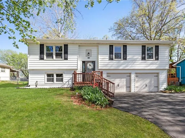 1031 W Ashbury St, Olathe, KS 66061