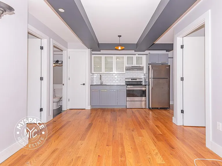 180 Lenox Rd #4D — Photo 6