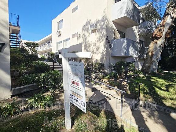 2nd image of 345 E Tujunga Ave #M
