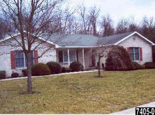 96 Twin Lakes Dr, Gettysburg, PA 17325