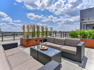 409 D St #N402, Boston, MA 02210