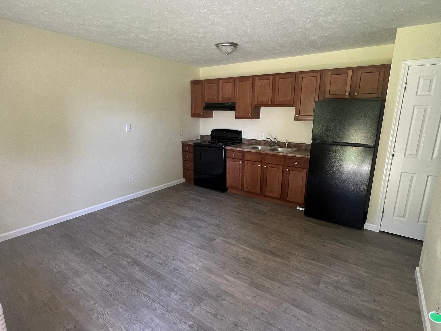 1 bed, $625 — Photo 1