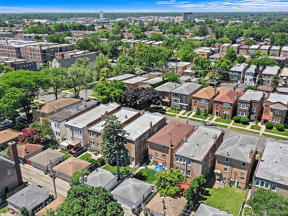 4th image of 1839 Oak Park Ave