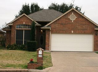 109 Pinehurst St, Meadowlakes, TX 78654