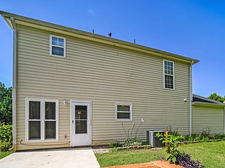 213 Tyler Trce — Photo 16