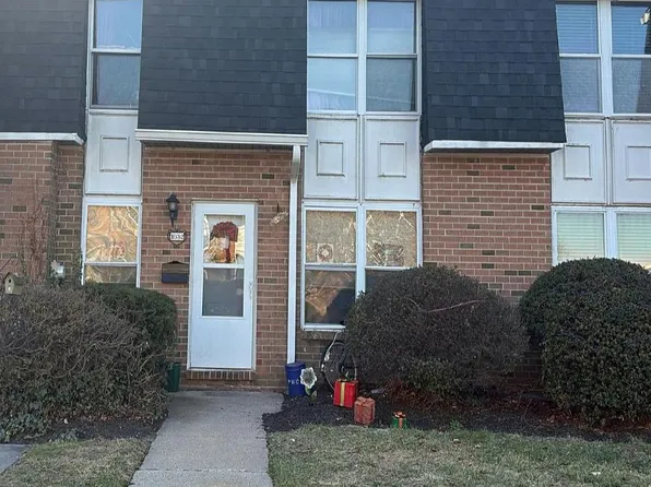 1032 Harbour Dr Unit 1032, Palmyra, NJ 08065