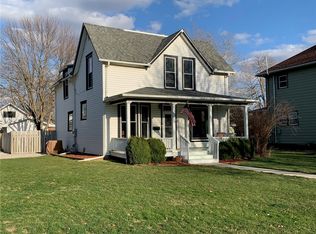 117 S 5th Ave, Winterset, IA 50273