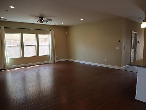 3rd image of 5001 Baker Ave