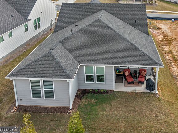 4th image of 1004 Dirr Dr