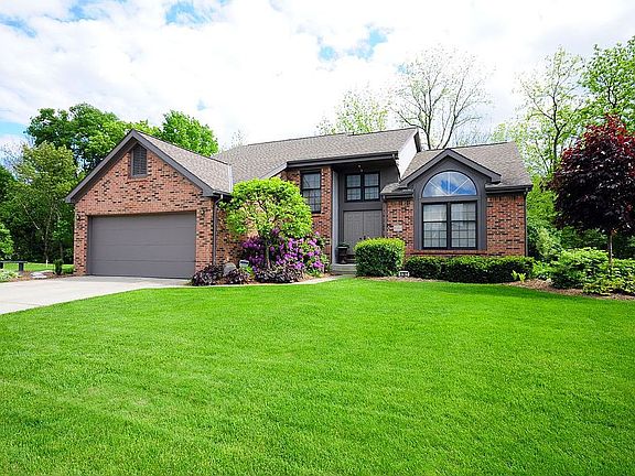 2nd image of 6363 Little Deer Ln
