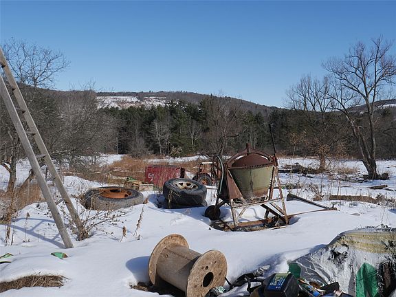 3rd image of 2428 State Highway 206