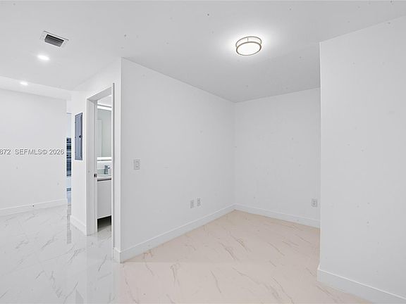 4th image of 700 NE 24th St #3502