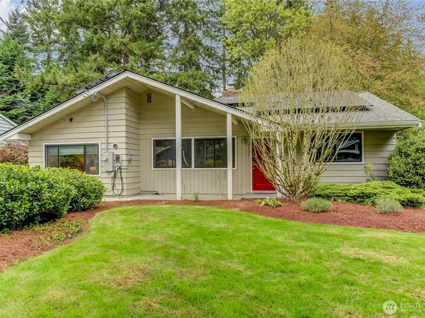 7444 NE 156th Street, Kenmore, WA 98028