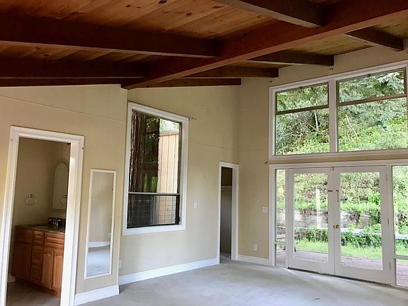 5th image of 122 Whitney Ave