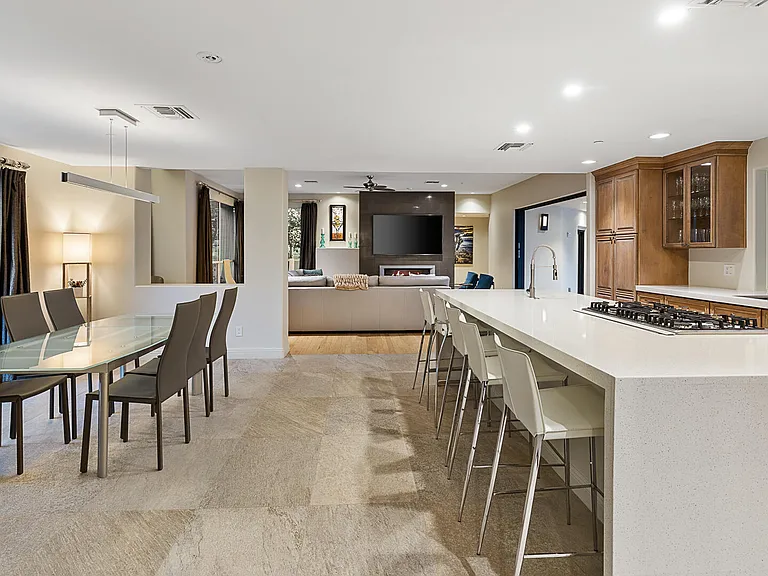 6928 E Jenan Dr — Photo 16