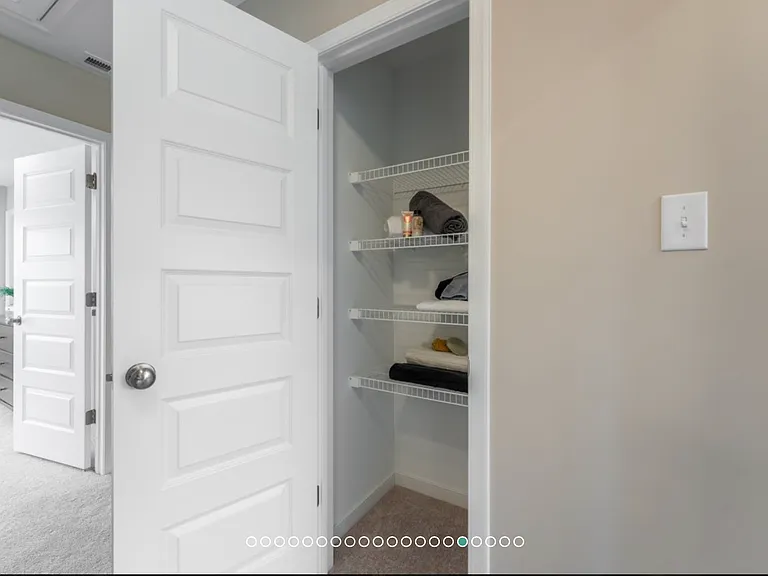 202 Greenpark Rd — Photo 11
