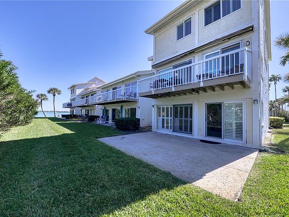 3rd image of 1401 Gulf Blvd APT 101