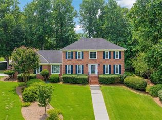 5412 Tally Green Dr, Marietta, GA 30068