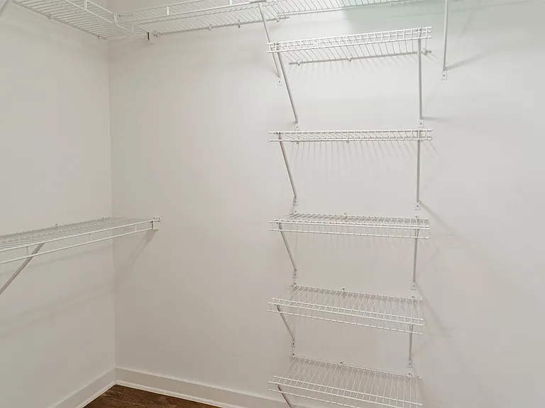 2020 5th Ave S #137 — Photo 13