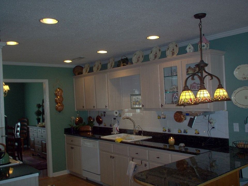 2nd image of 162 Hidden Cir