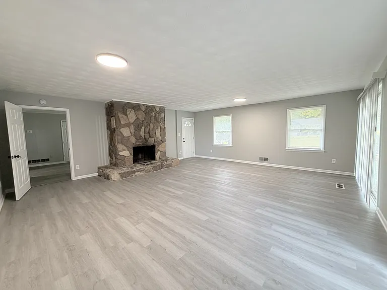 490 Tall Deer Dr — Photo 15