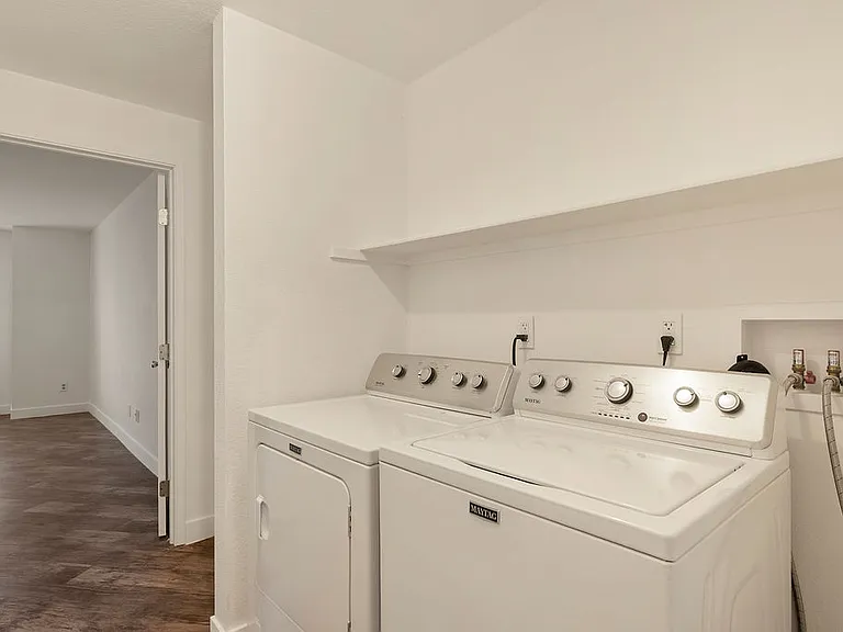 22943 Navut Ave — Photo 9