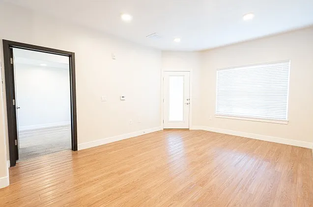 Large Living Space Large Living Space